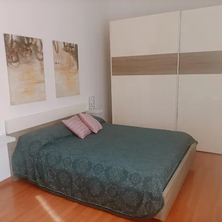 Apartment Domus Ele Capoterra